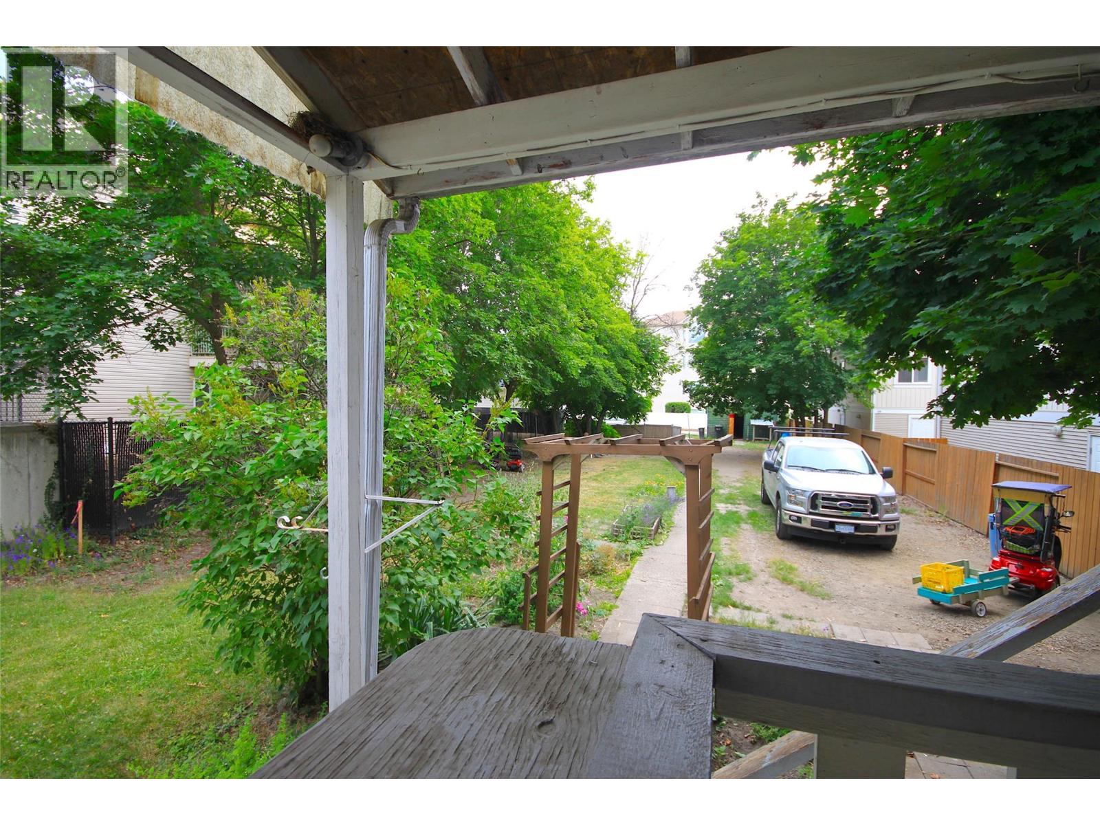 3802 32 Avenue, Vernon — photo 3