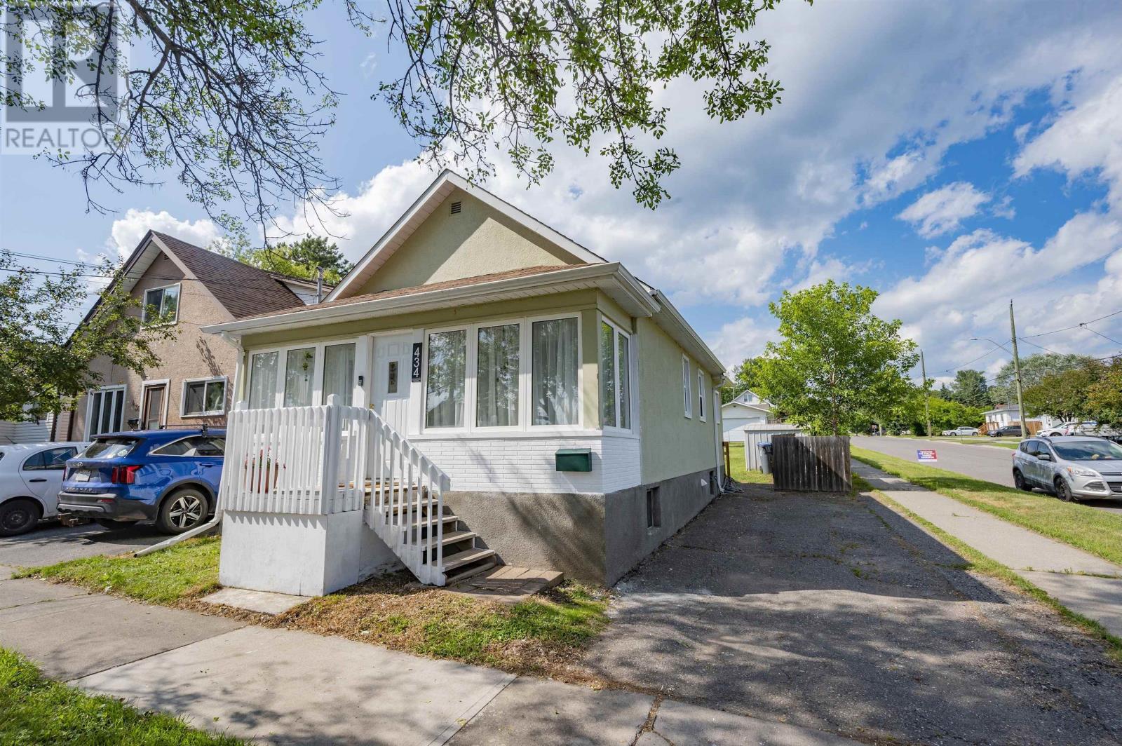 434 Queen Street - 1