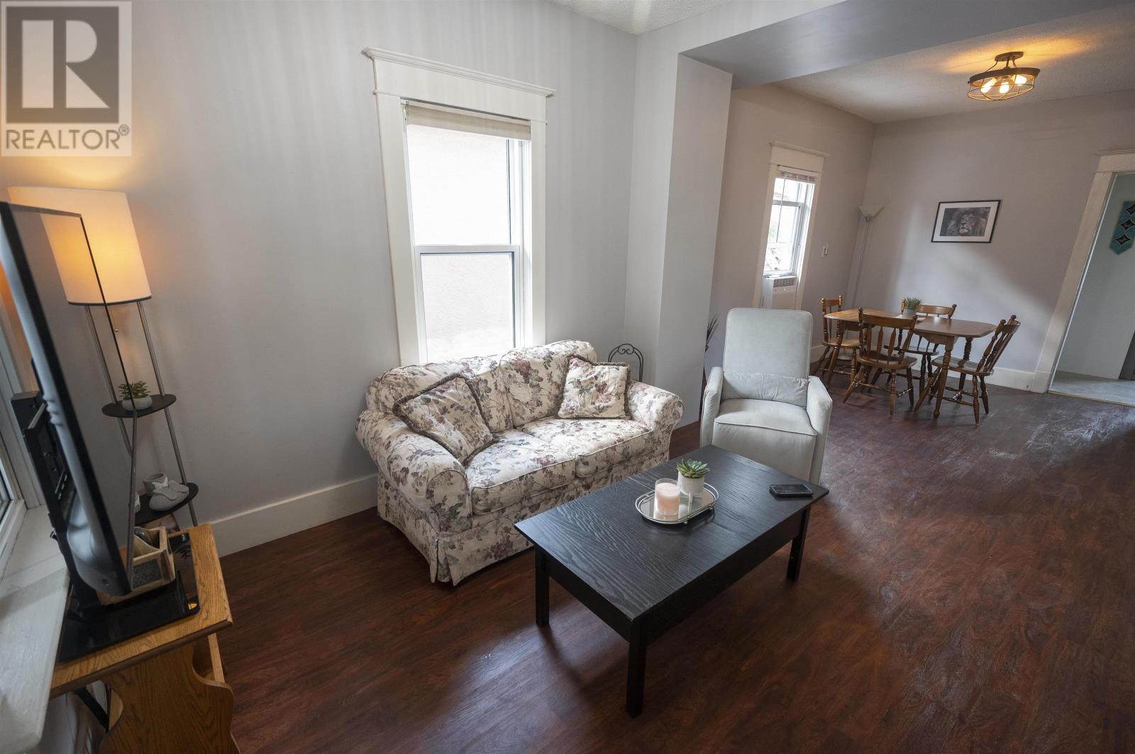 434 Queen Street - 8