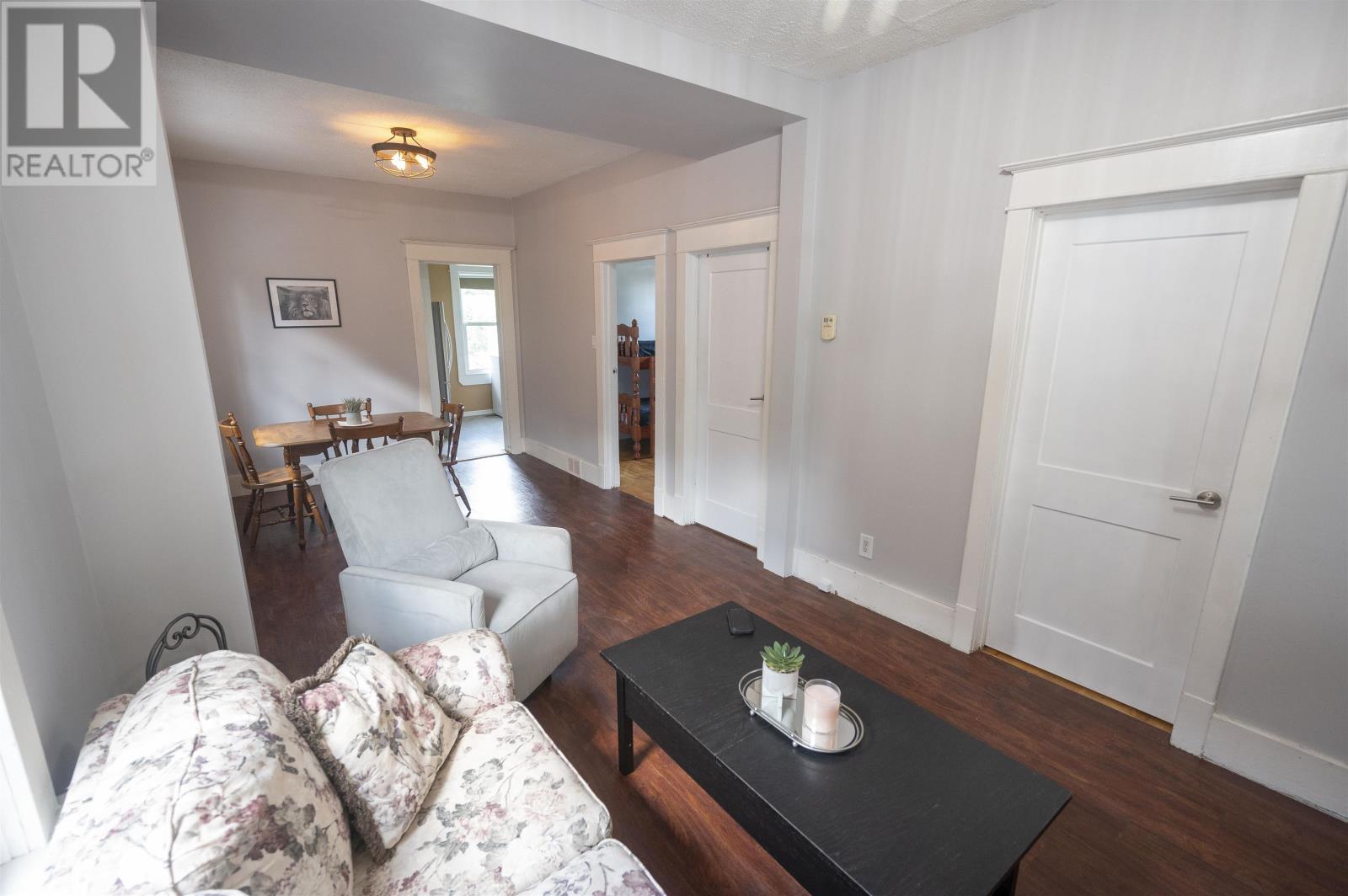 434 Queen Street - 9