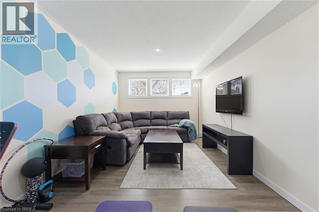 60 ST. PATRICK'S Drive - 20