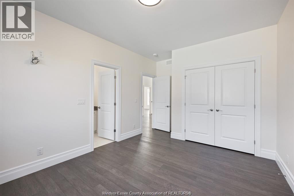 103 BAY STREET - Image 10