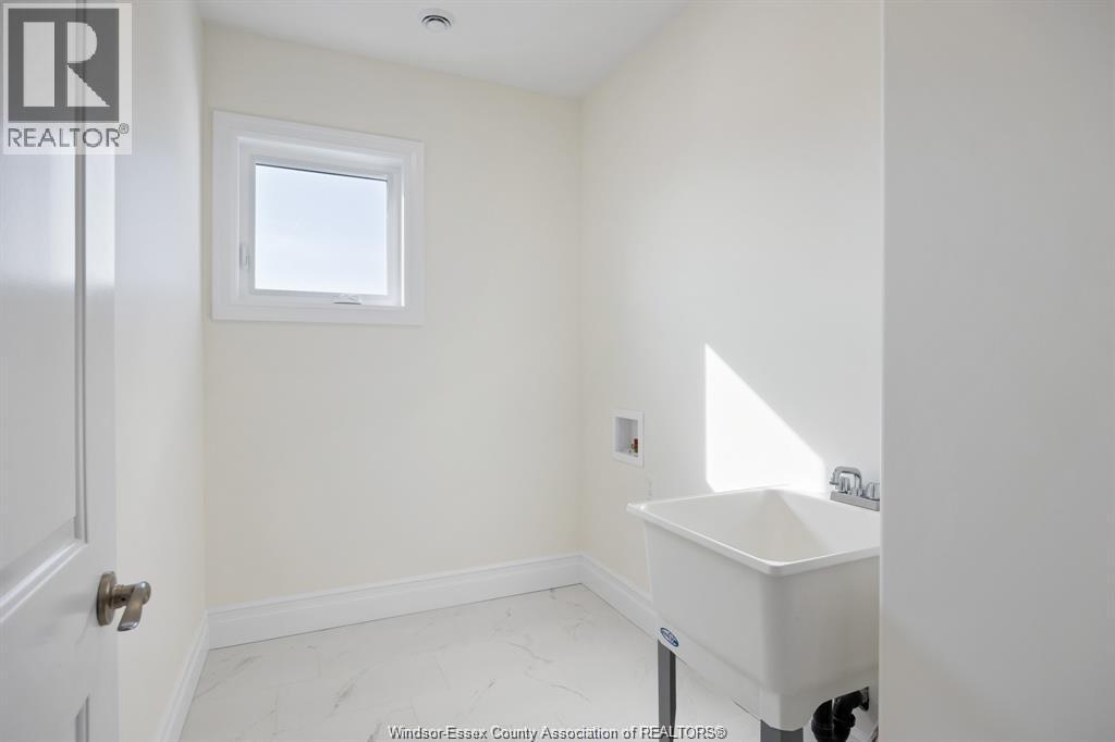 103 BAY STREET - Image 13