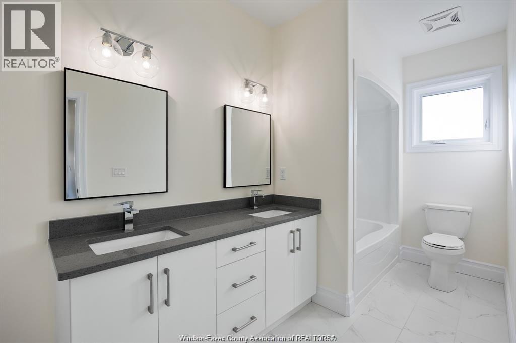 103 BAY STREET - 14