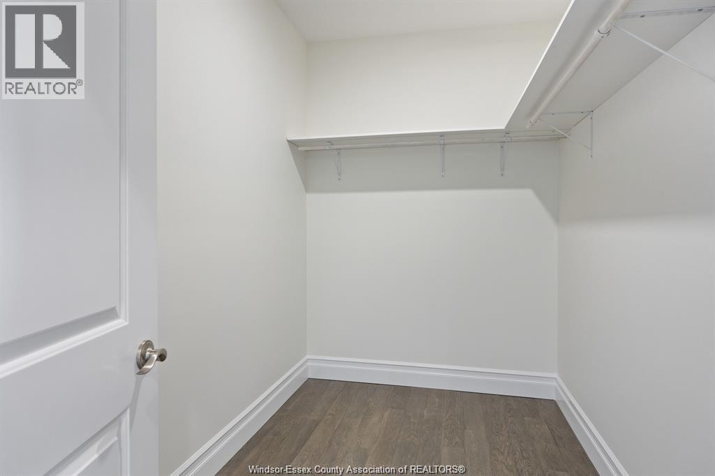 103 BAY STREET - 19
