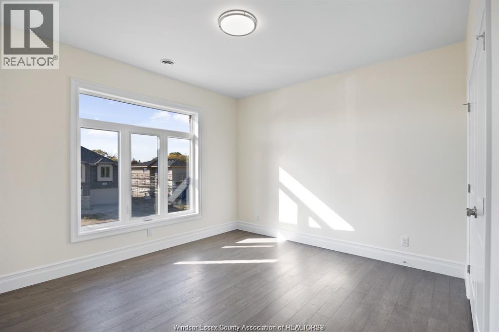 103 BAY STREET - Image 8