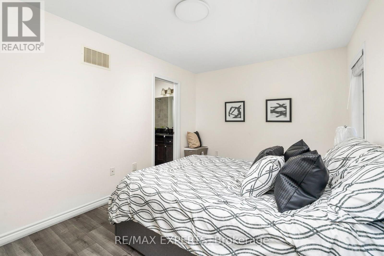 15 MCGRATH AVENUE - Image 25