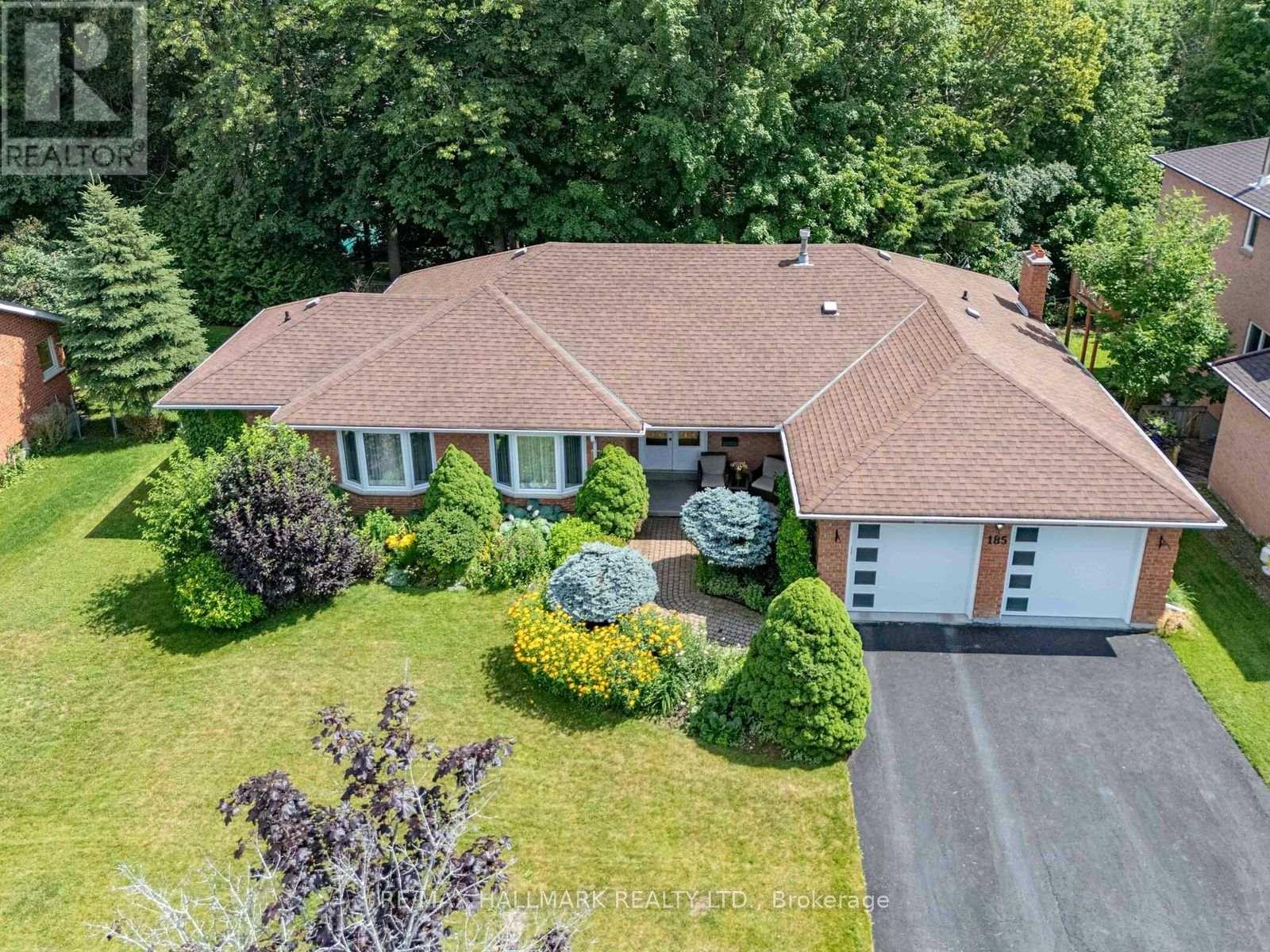 185 AURORA HEIGHTS DRIVE, Aurora (Aurora Heights)