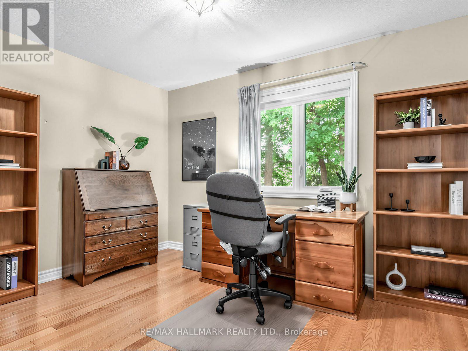 185 AURORA HEIGHTS DRIVE - Image 25