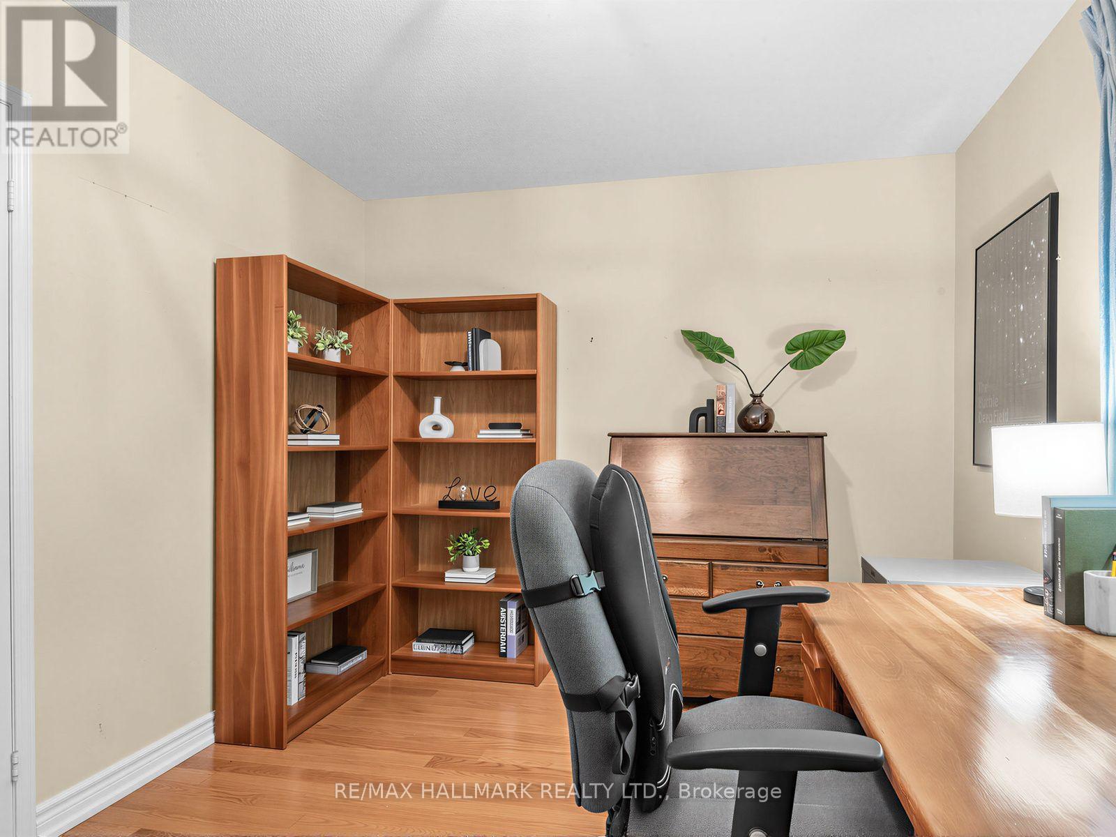 185 AURORA HEIGHTS DRIVE - Image 26