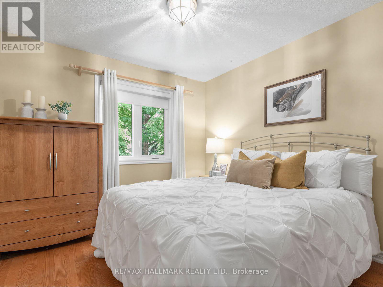 185 AURORA HEIGHTS DRIVE - Image 27