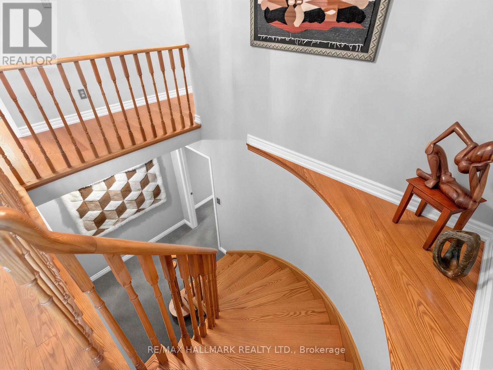 185 AURORA HEIGHTS DRIVE - Image 29