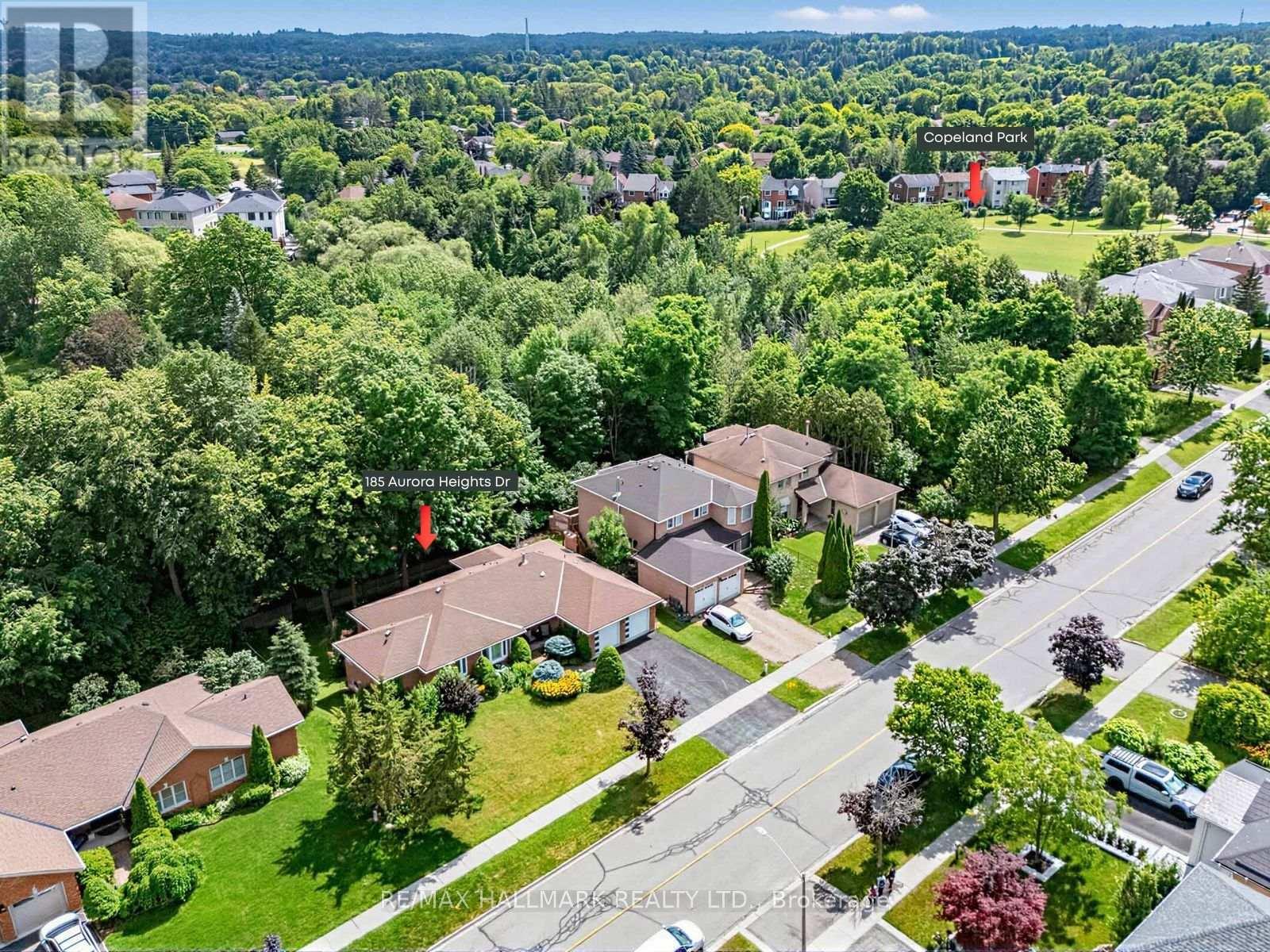 185 AURORA HEIGHTS DRIVE - 42