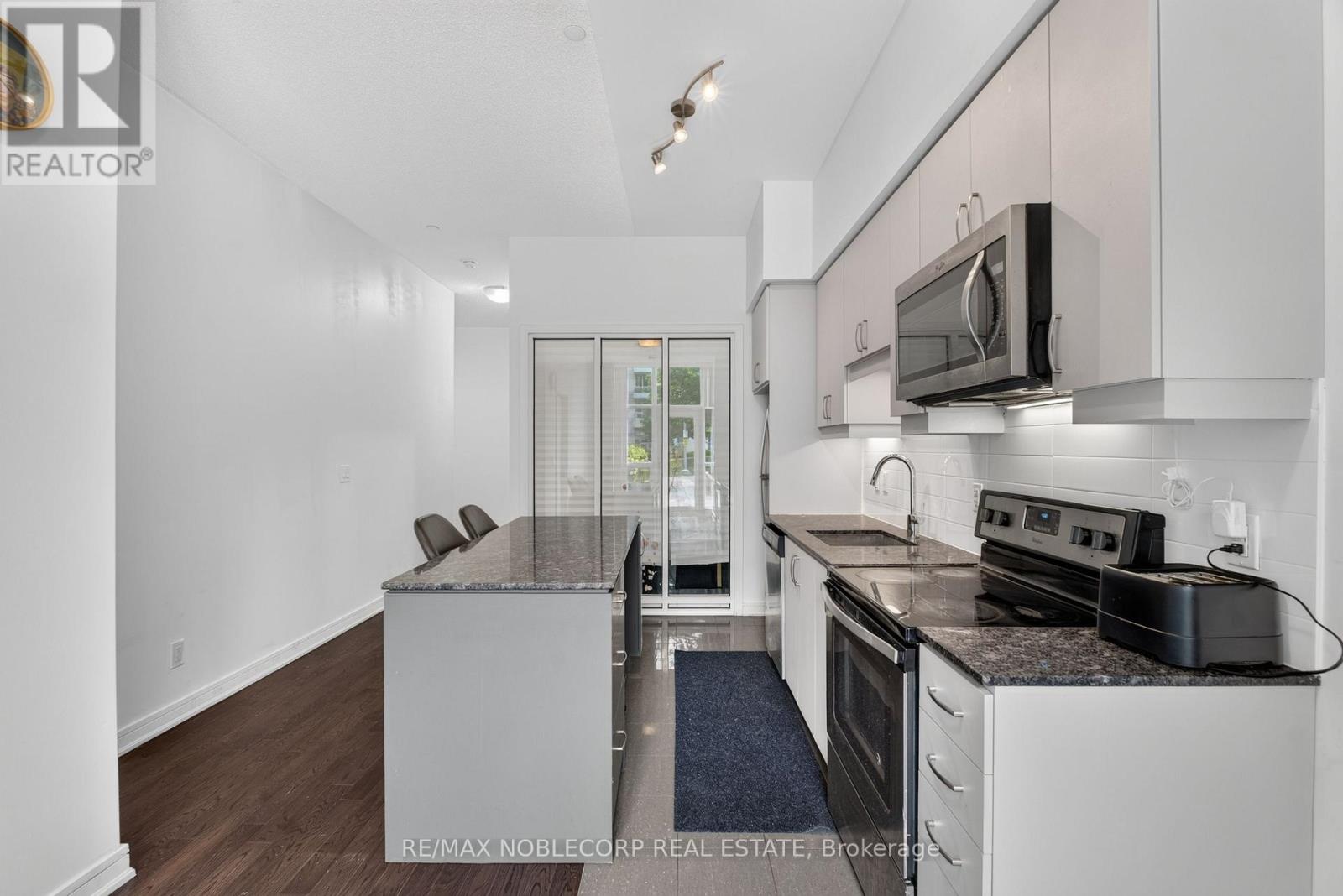 #102SE 9199 YONGE STREET N - Image 10