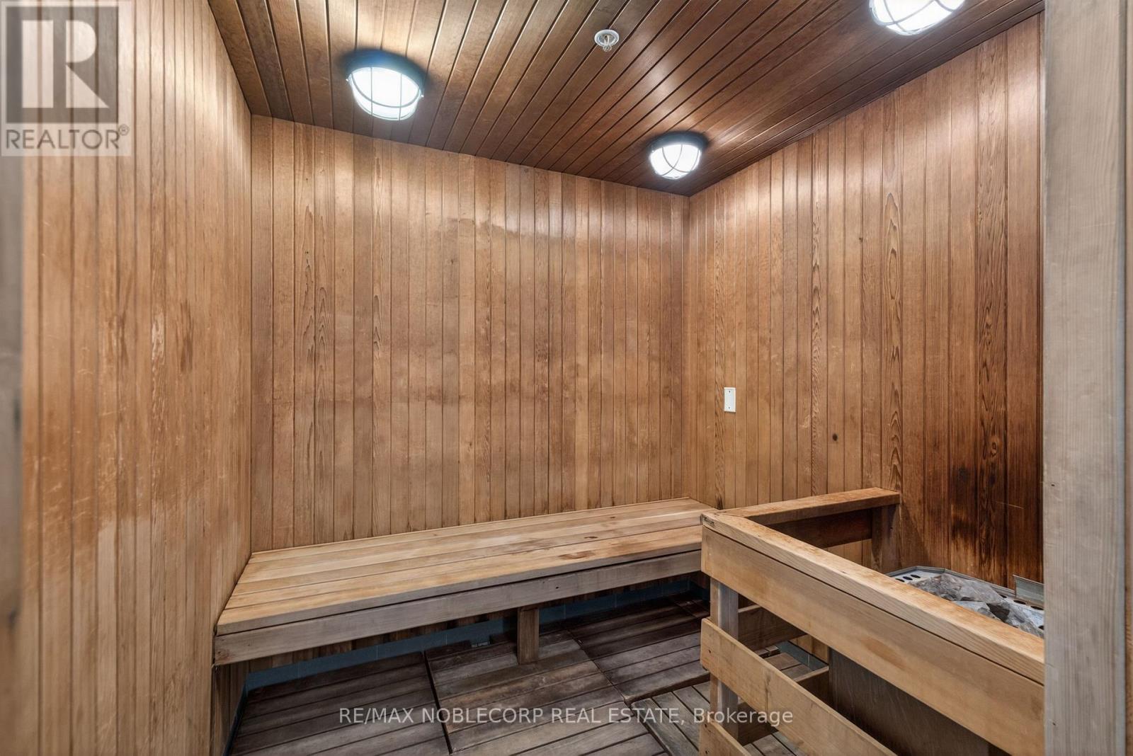 #102SE 9199 YONGE STREET N - Image 39