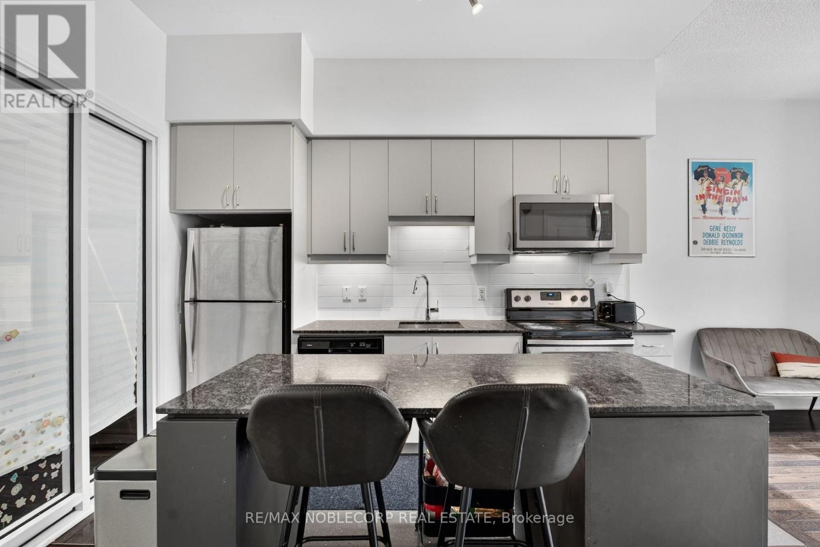 #102SE 9199 YONGE STREET N - Image 8