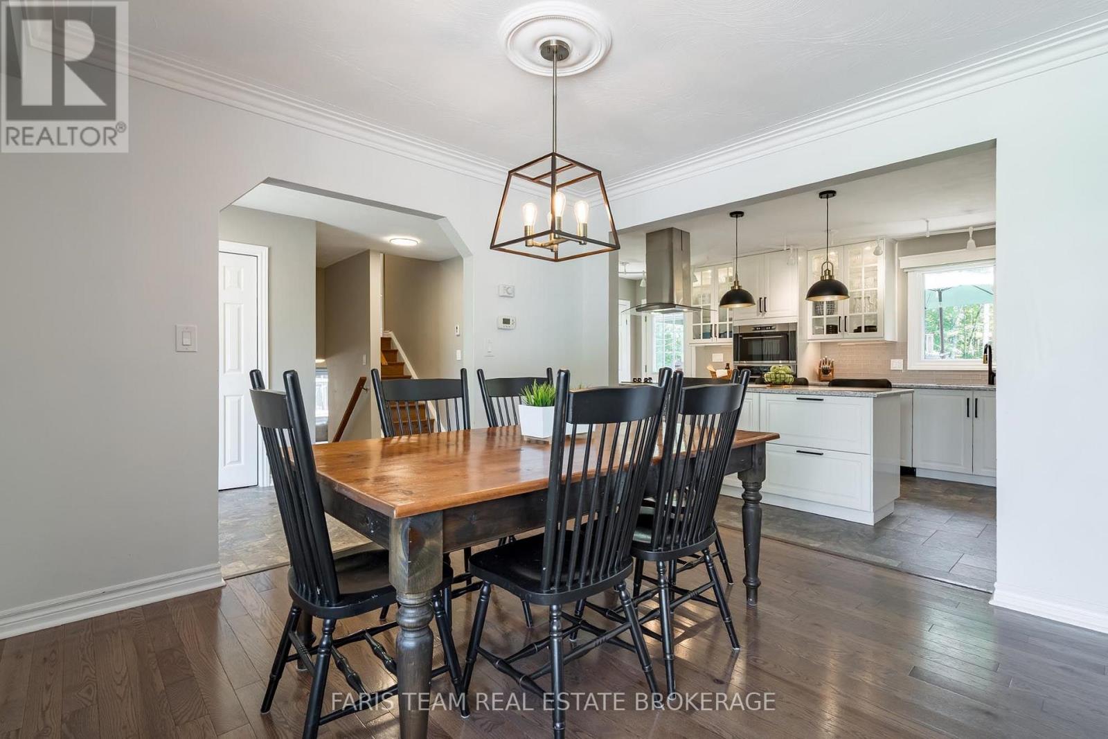 1765 FLOS ROAD 4 W - Image 10
