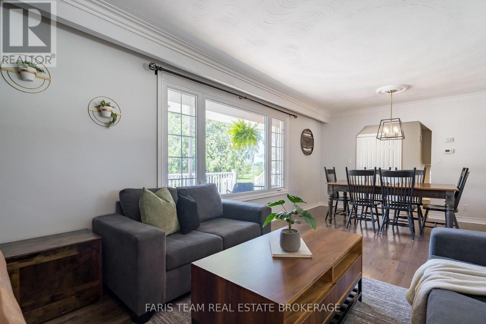 1765 FLOS ROAD 4 W - Image 14
