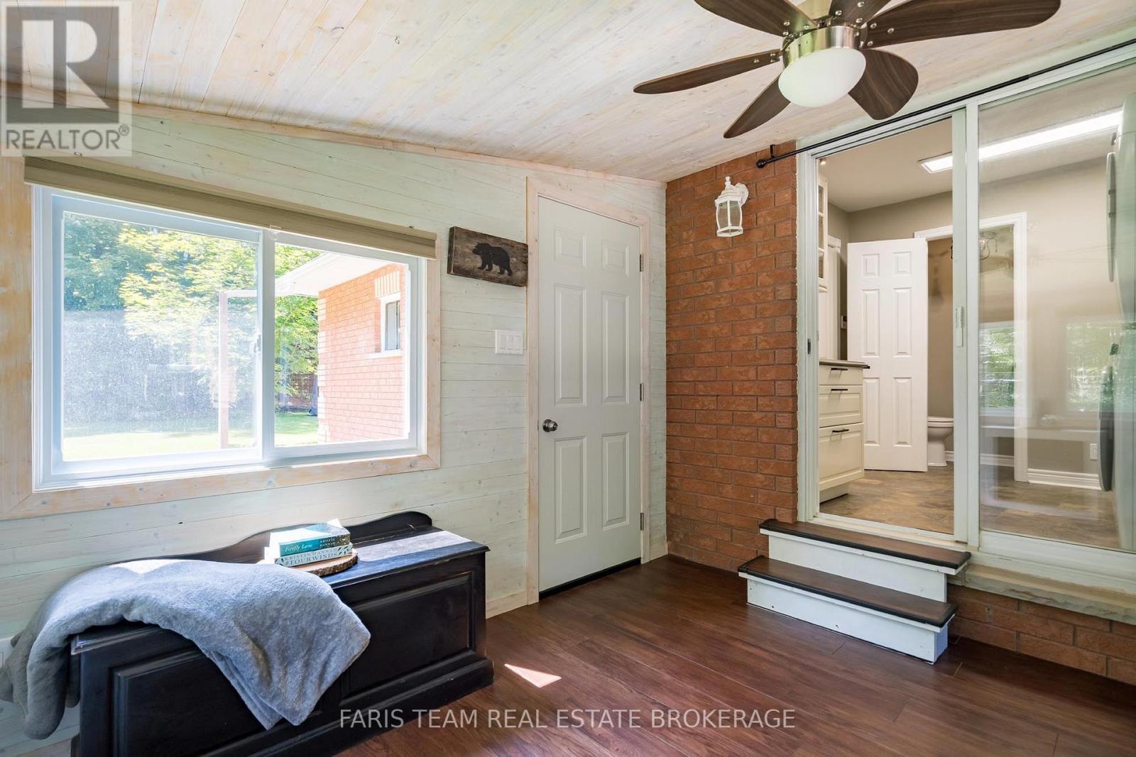 1765 FLOS ROAD 4 W - Image 16