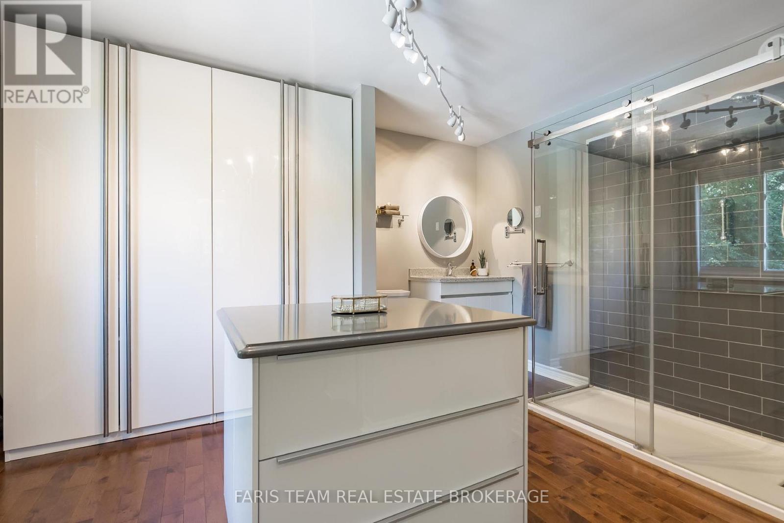 1765 FLOS ROAD 4 W - Image 21