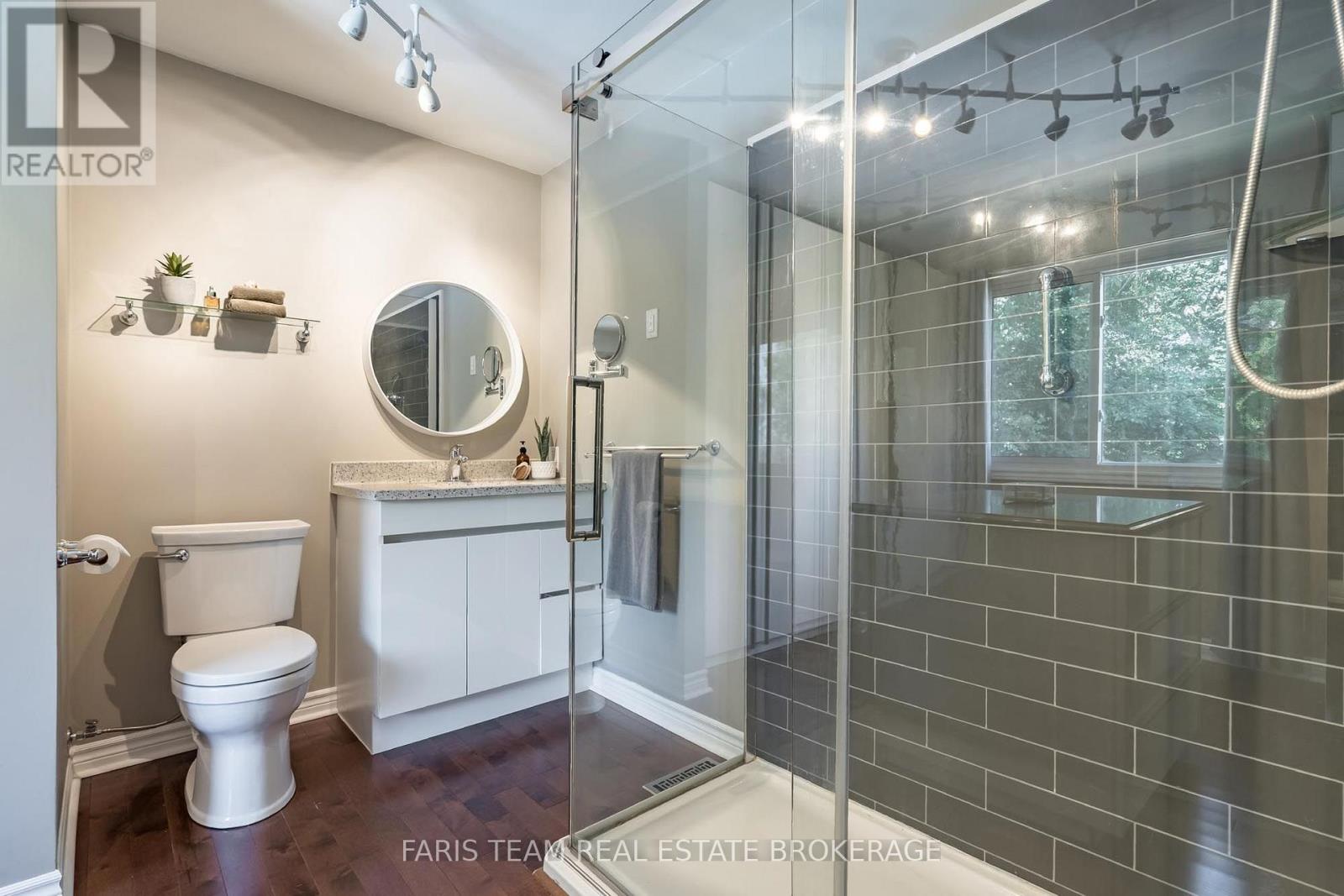 1765 FLOS ROAD 4 W - Image 22