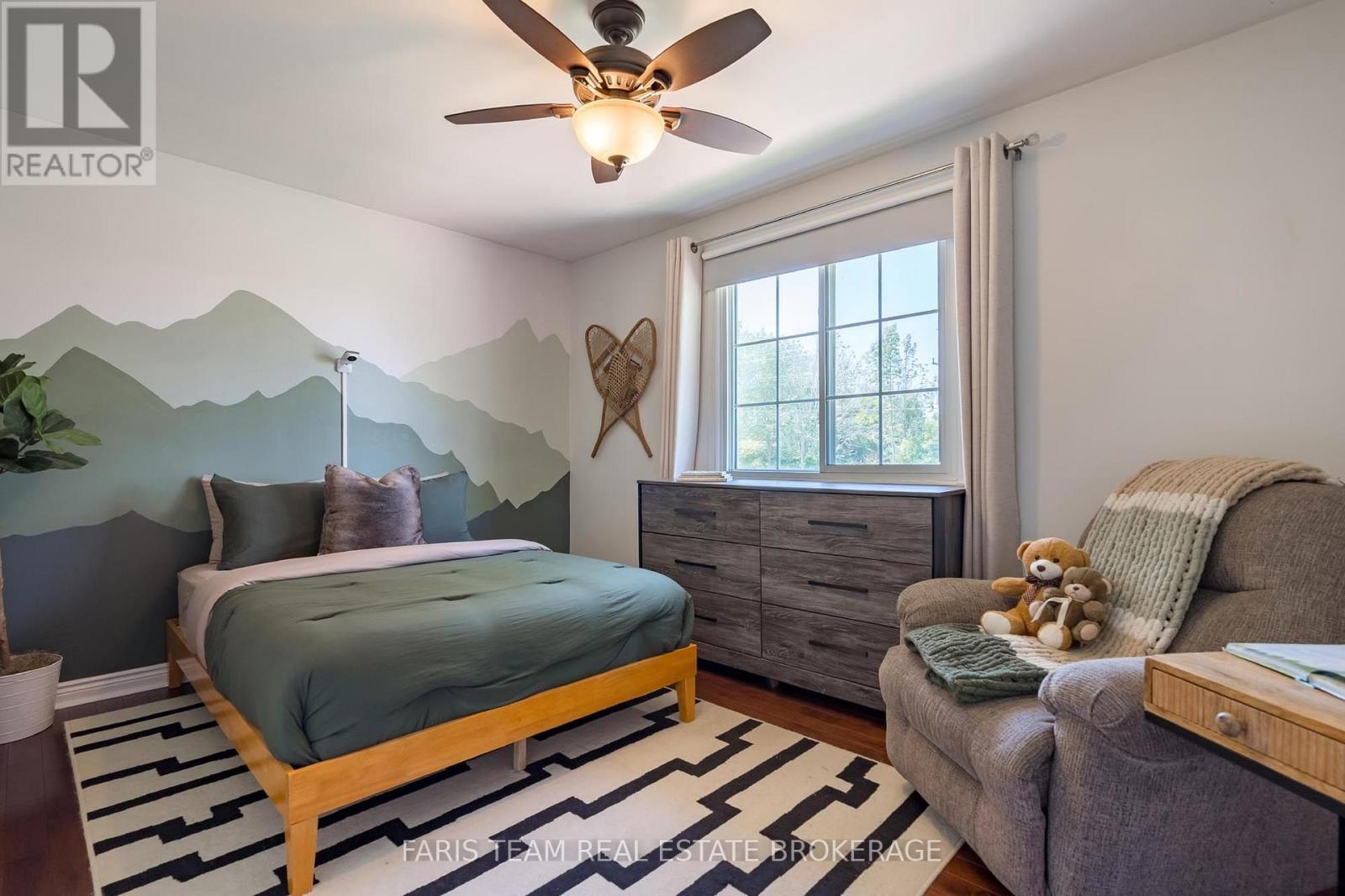 1765 FLOS ROAD 4 W - Image 24