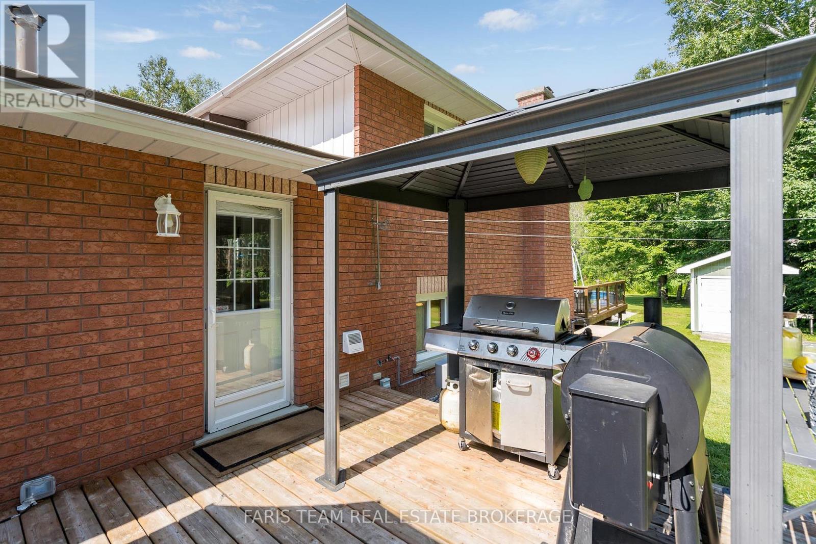 1765 FLOS ROAD 4 W - Image 36