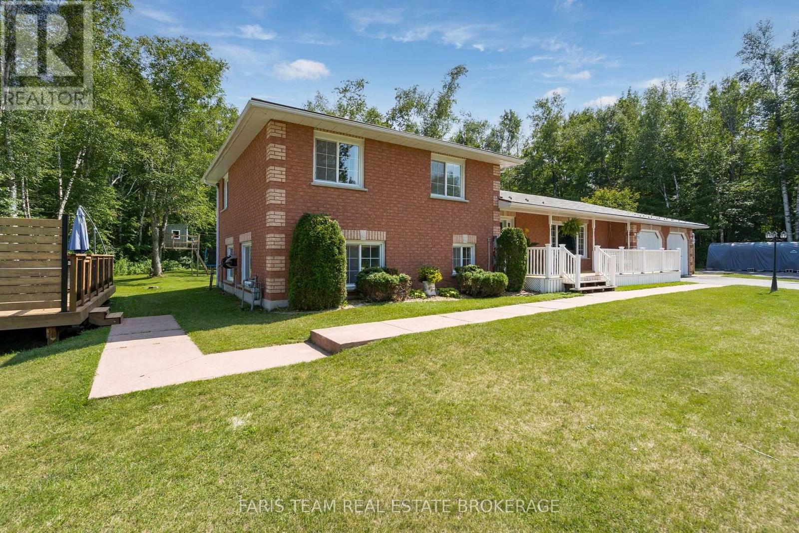 1765 FLOS ROAD 4 W - Image 4