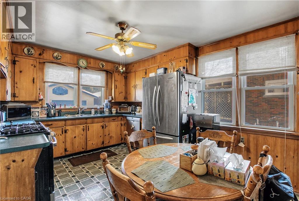 39 HENRY Street - Image 10