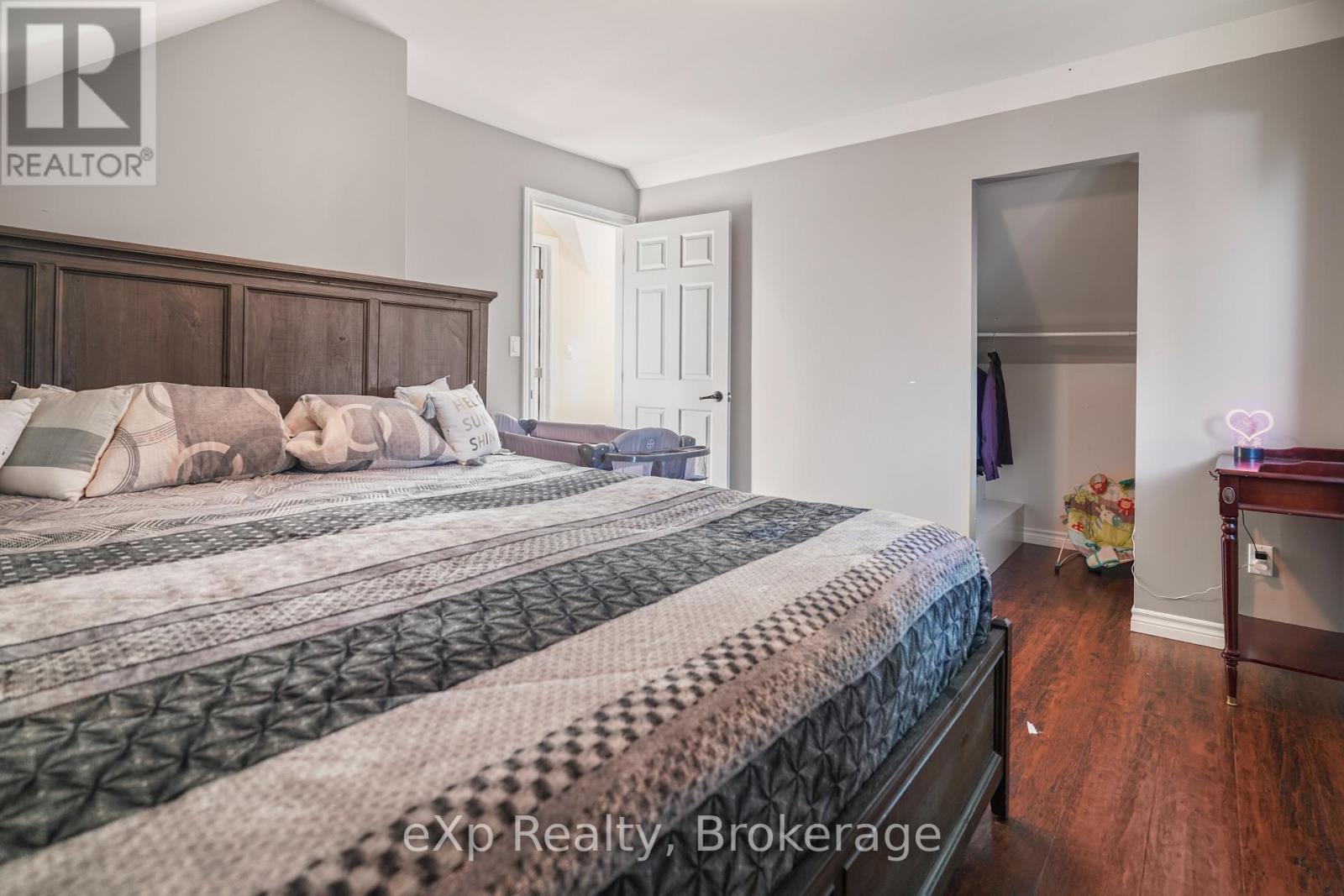 171 CLYDE LINE - Image 27