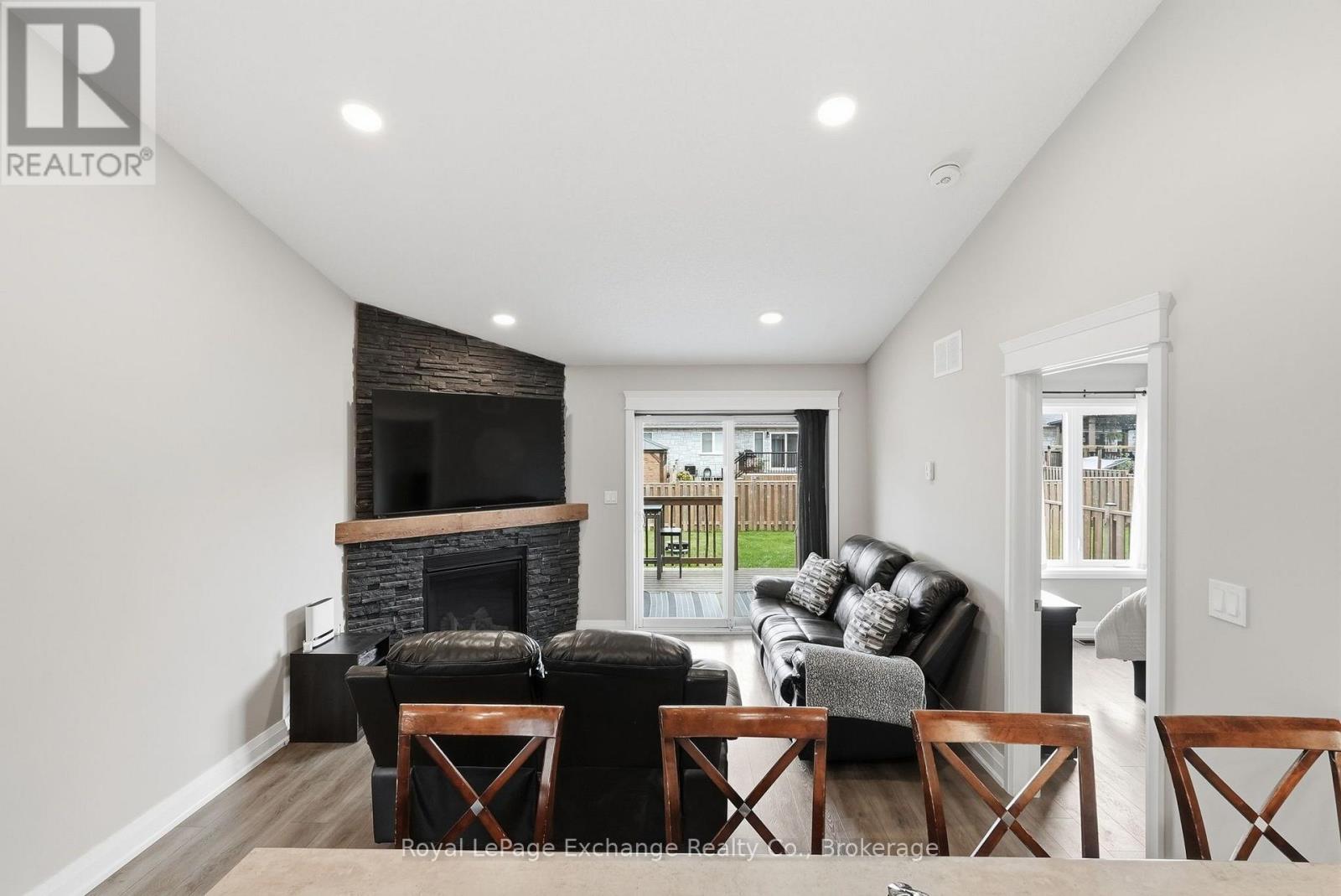 241 ECCLES AVENUE - Image 14