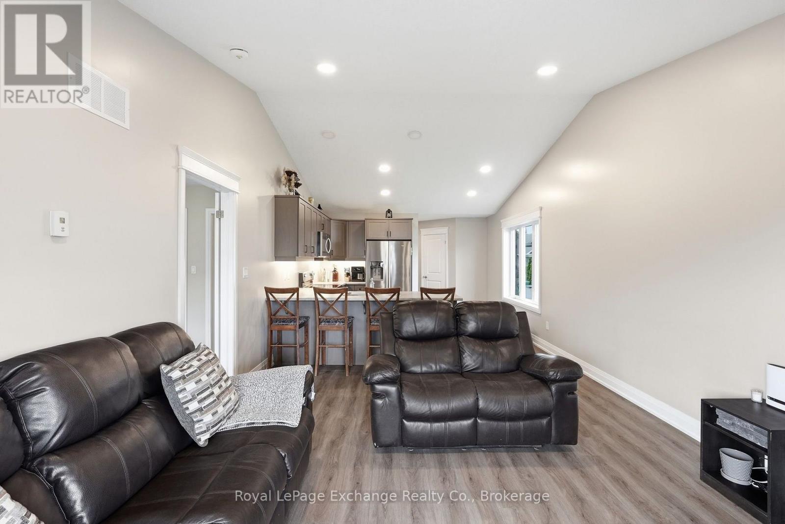 241 ECCLES AVENUE - Image 17