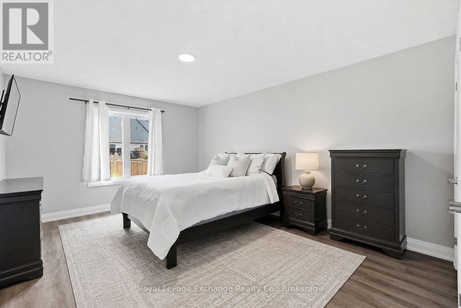 241 ECCLES AVENUE - Image 18