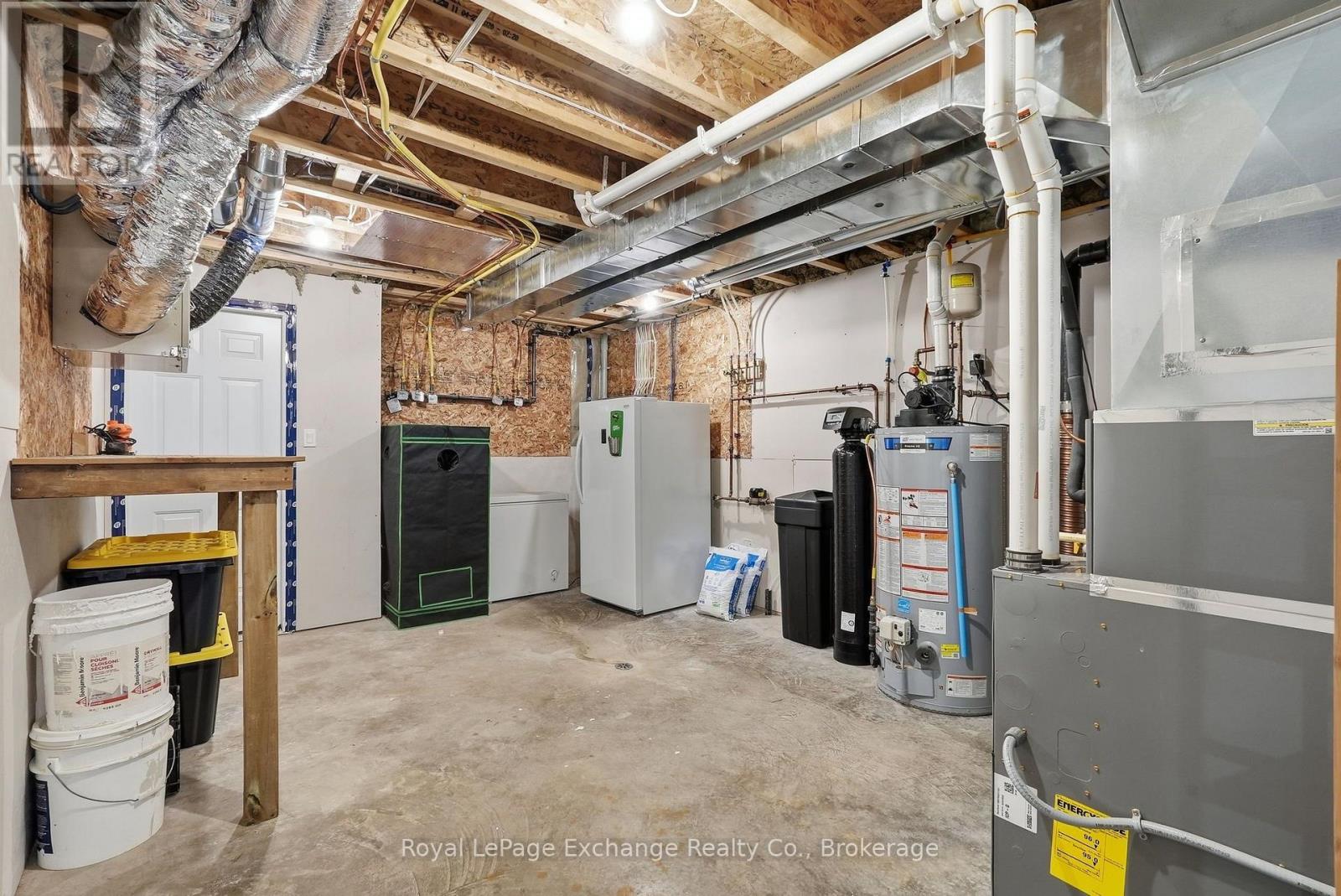 241 ECCLES AVENUE - Image 30
