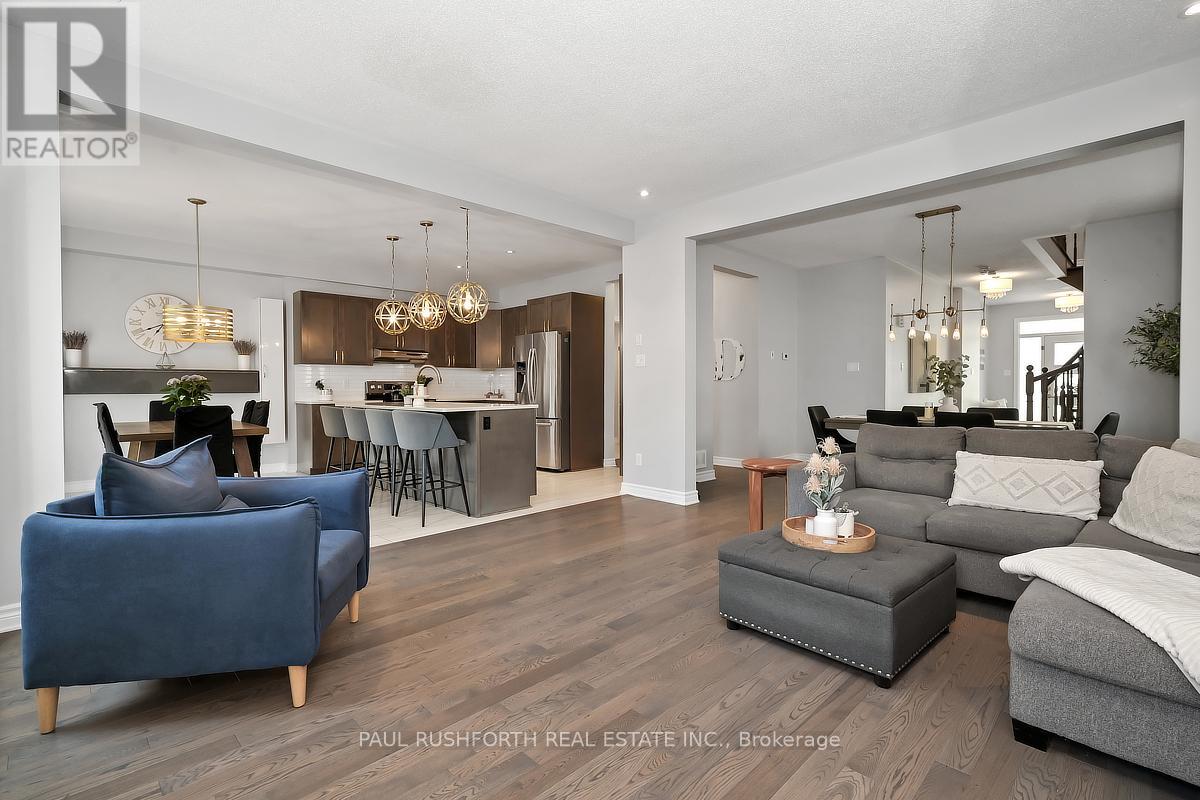 4 Bed, 3 Bath House for Sale in Ottawa – 253 ENCLAVE WALK, Ottawa – MLS# X13247136 - Image 13
