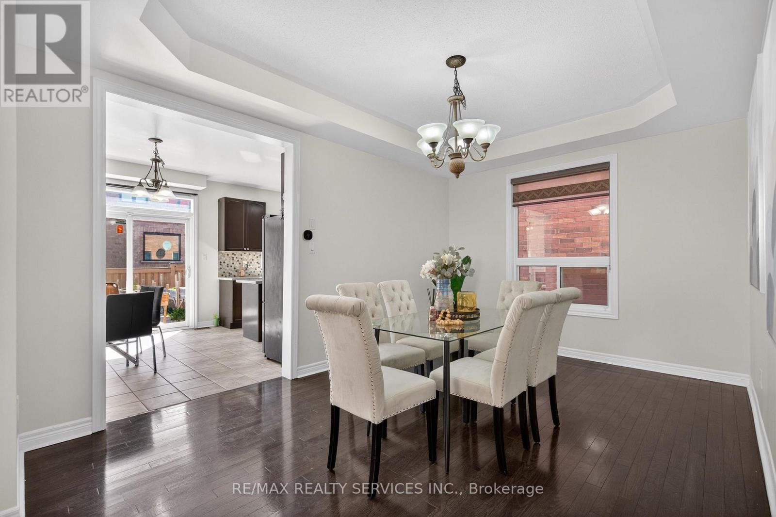 58 QUAILVALLEY DRIVE - 12