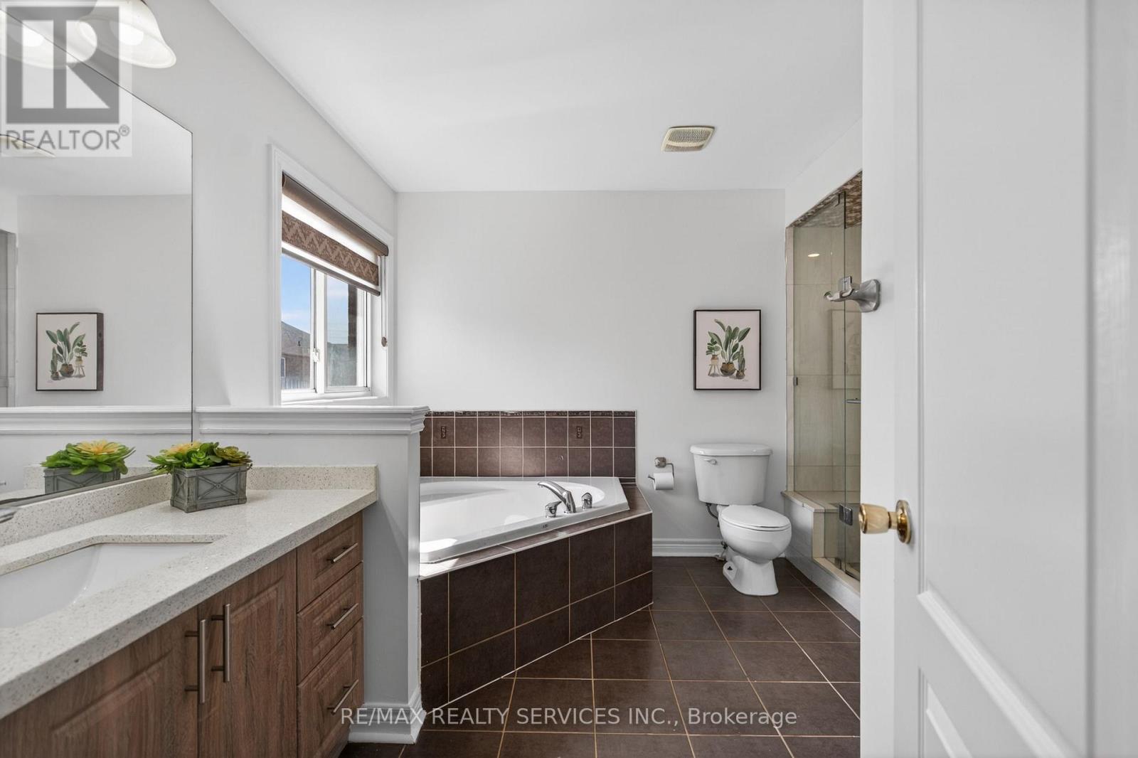 58 QUAILVALLEY DRIVE - 27
