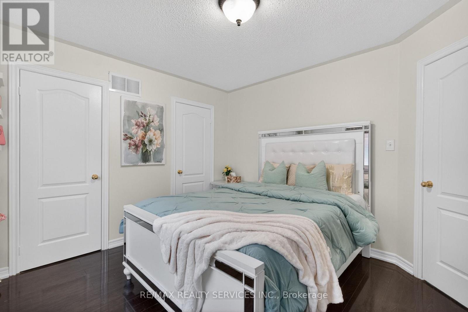 58 QUAILVALLEY DRIVE - 33