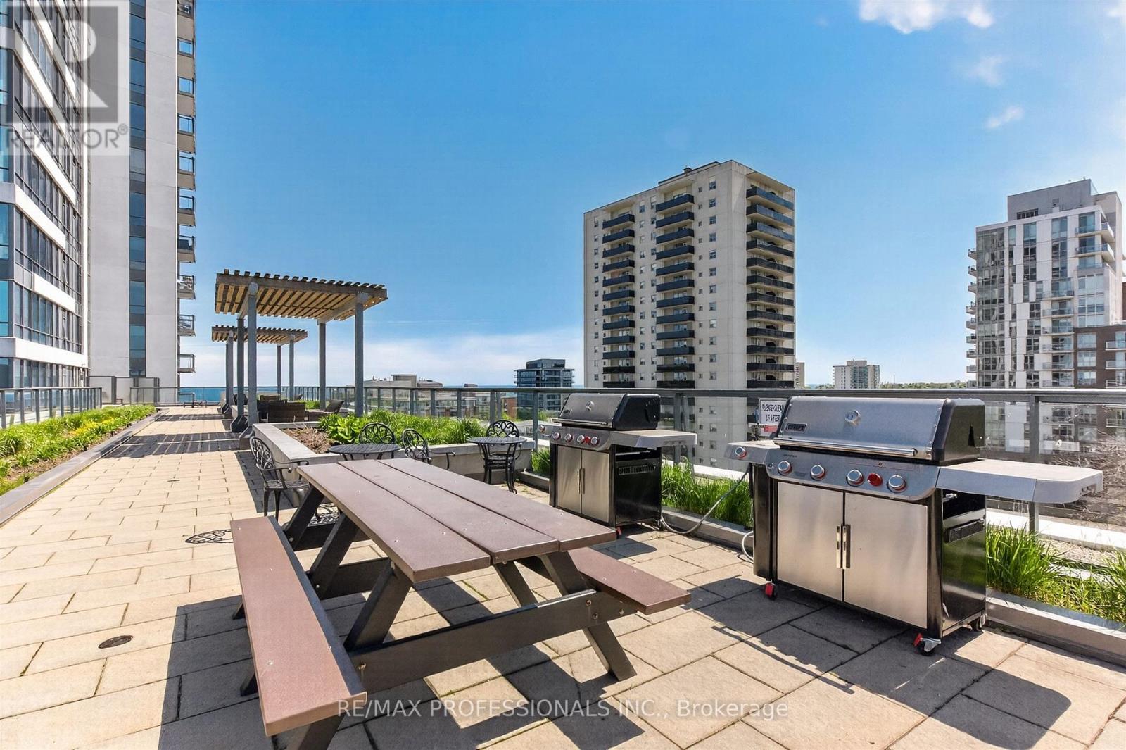 #413 1 HURONTARIO STREET - Image 42