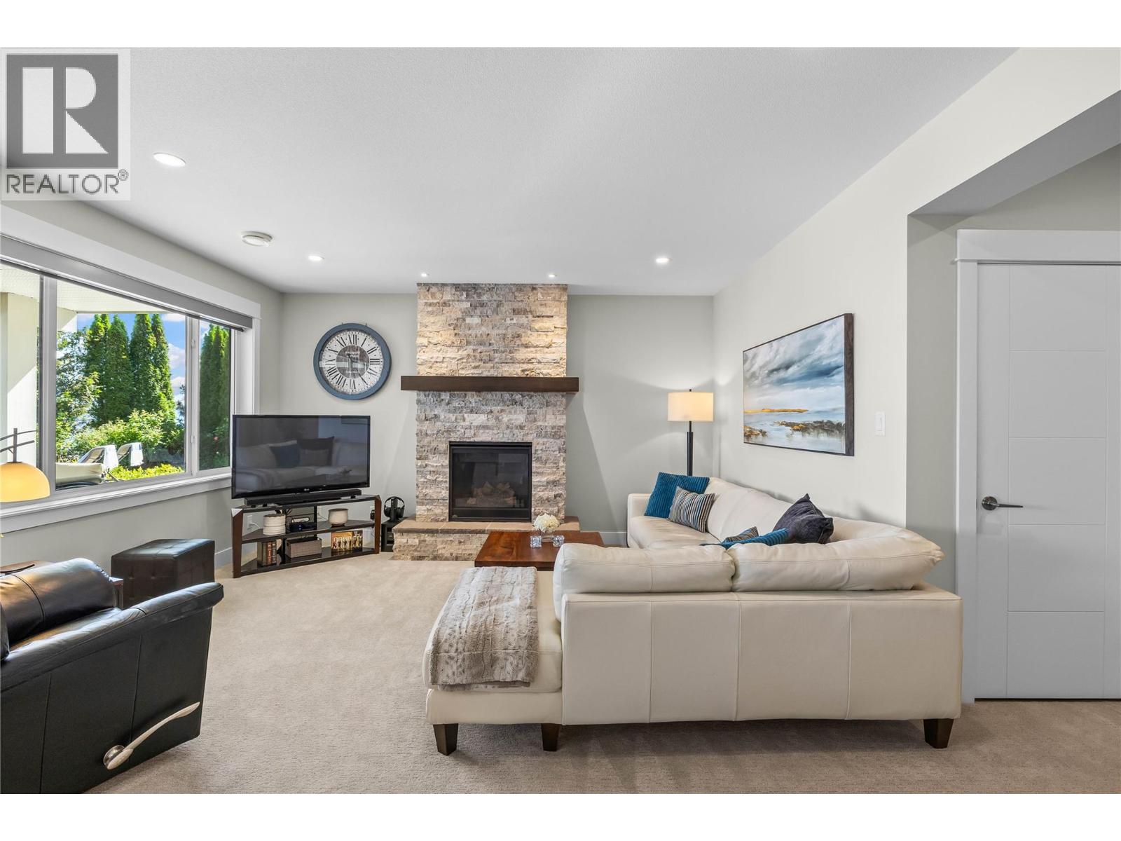 3136 SAGEVIEW Road - 33