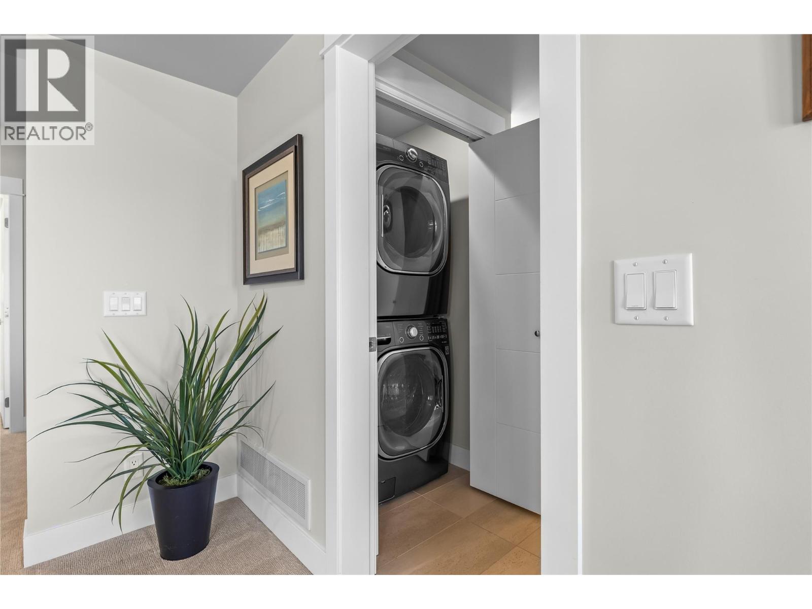 3136 SAGEVIEW Road - 64