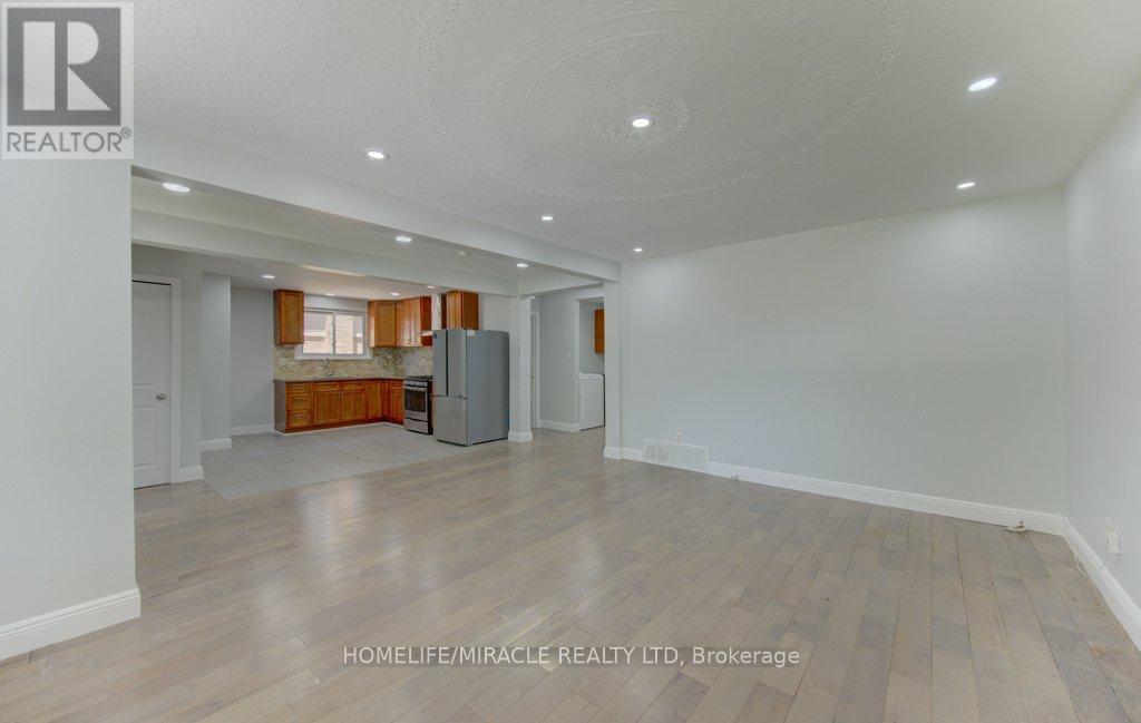 80 LOWER CANADA CRESCENT - 7