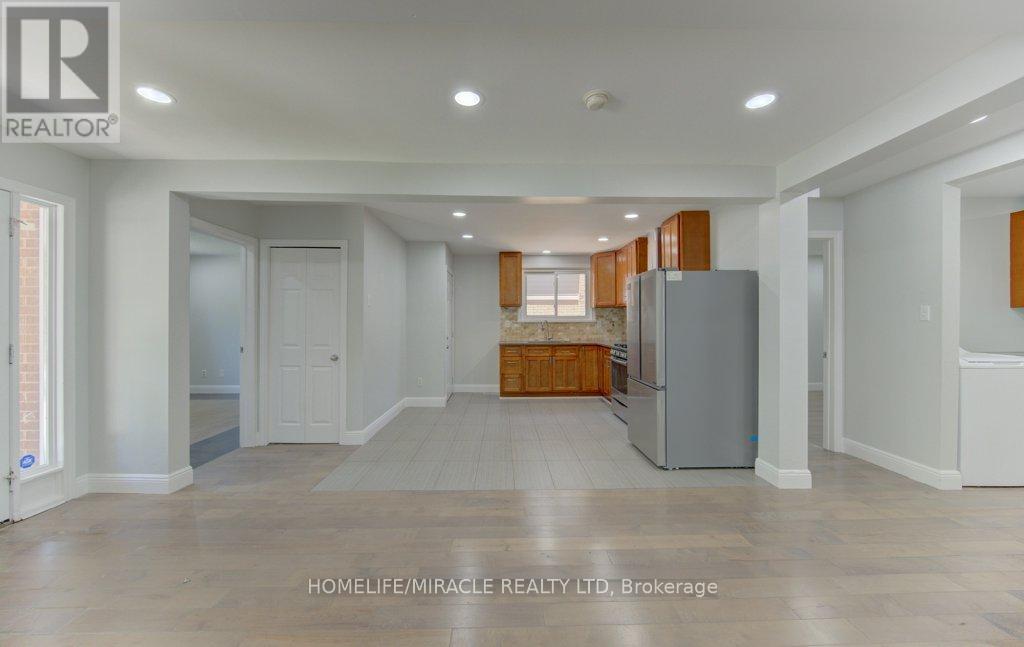 80 LOWER CANADA CRESCENT - 8