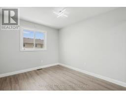 12 - 125 Sekura Crescent, Cambridge, ON N1R8B4 Photo 22