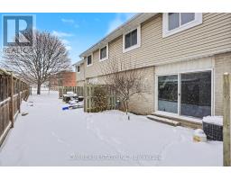 12 - 125 Sekura Crescent, Cambridge, ON N1R8B4 Photo 39