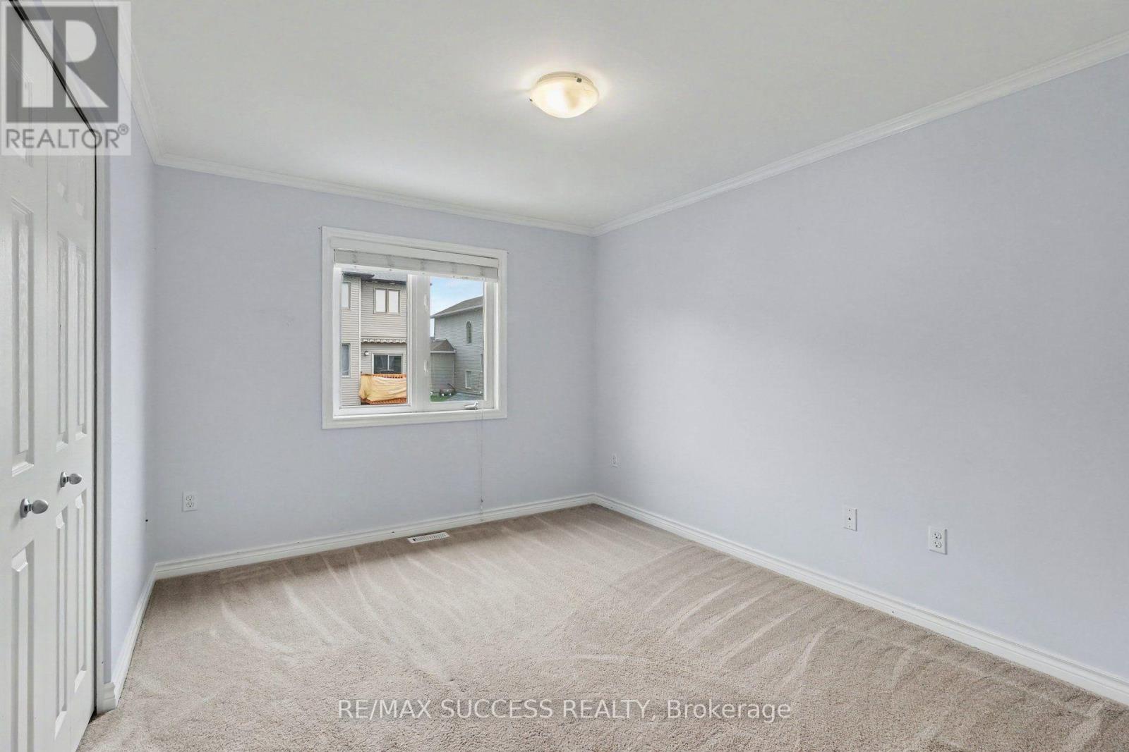 257 MICA CRESCENT - 27