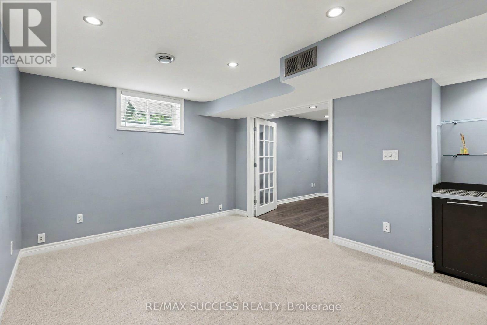 257 MICA CRESCENT - 36