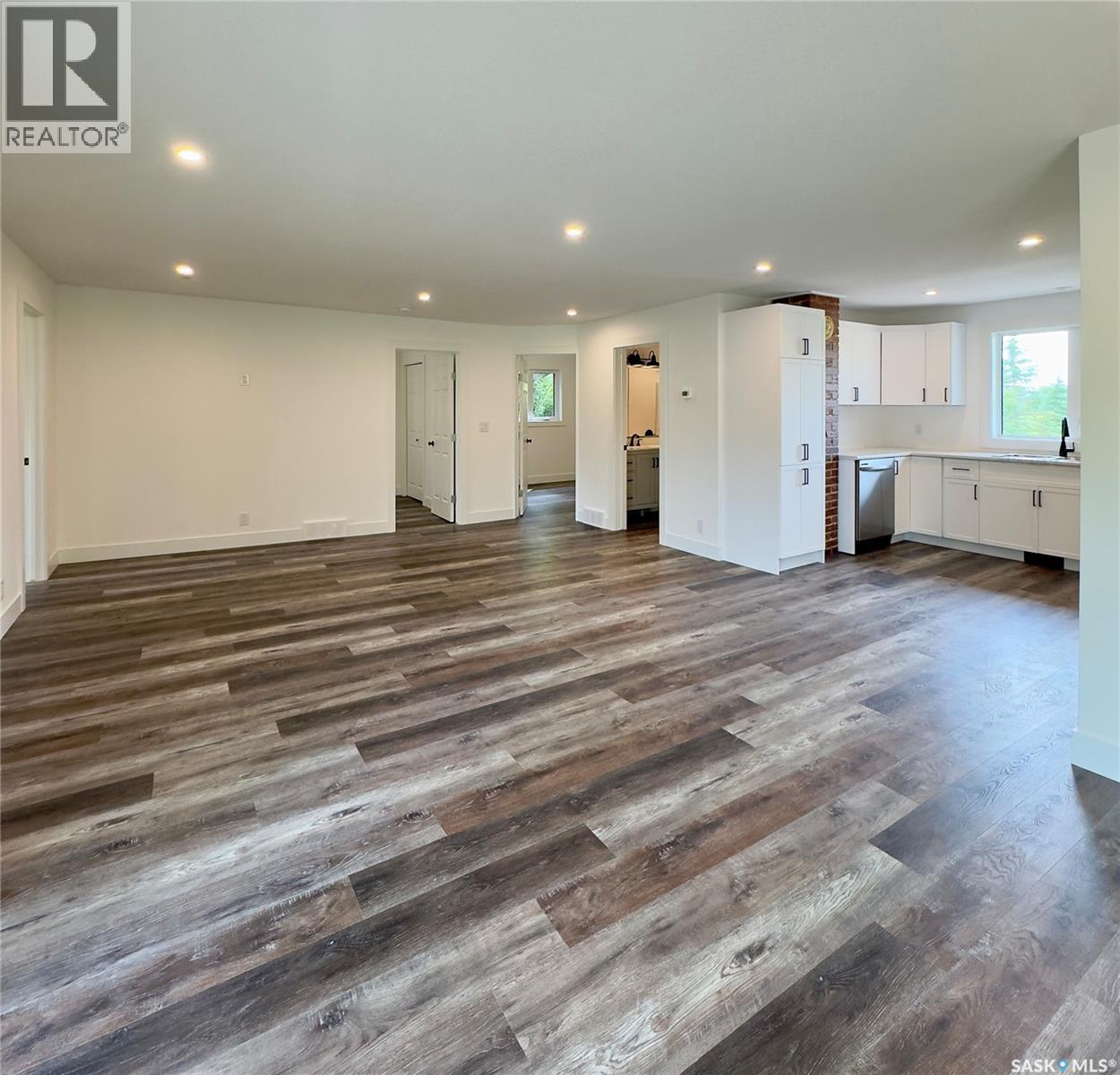 324 Penner STREET - 12