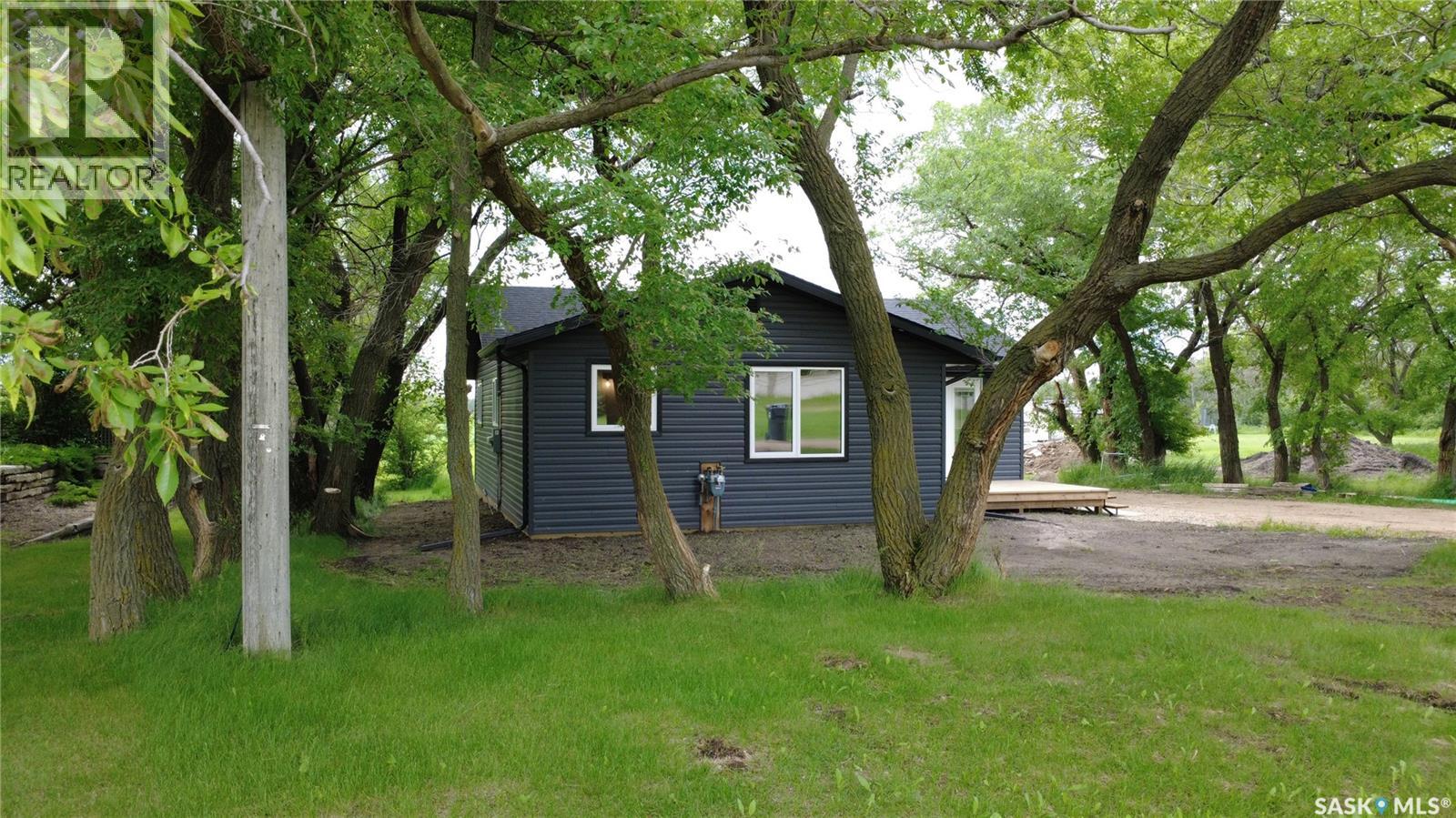 324 Penner STREET - 4