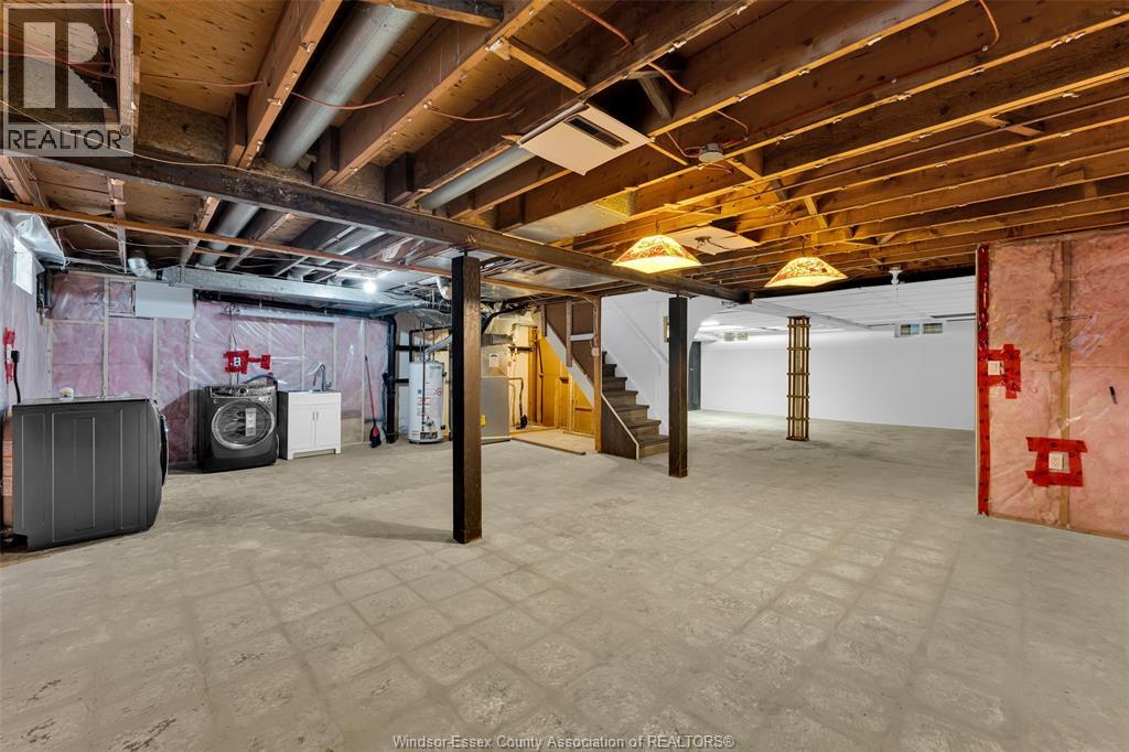 4069 ROSELAND DRIVE West - 30